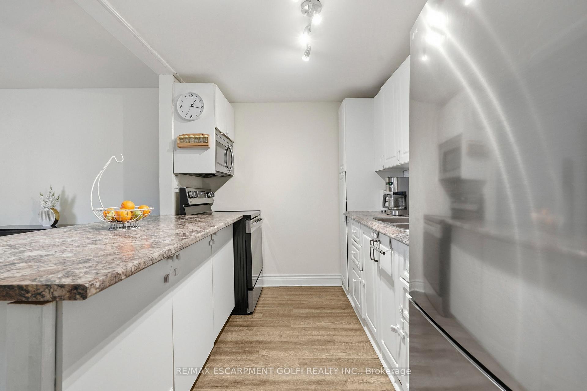 Photo 9 of Unit 4, 8646 Willoughby Drive, Niagara Falls, Chippawa — HOMEH