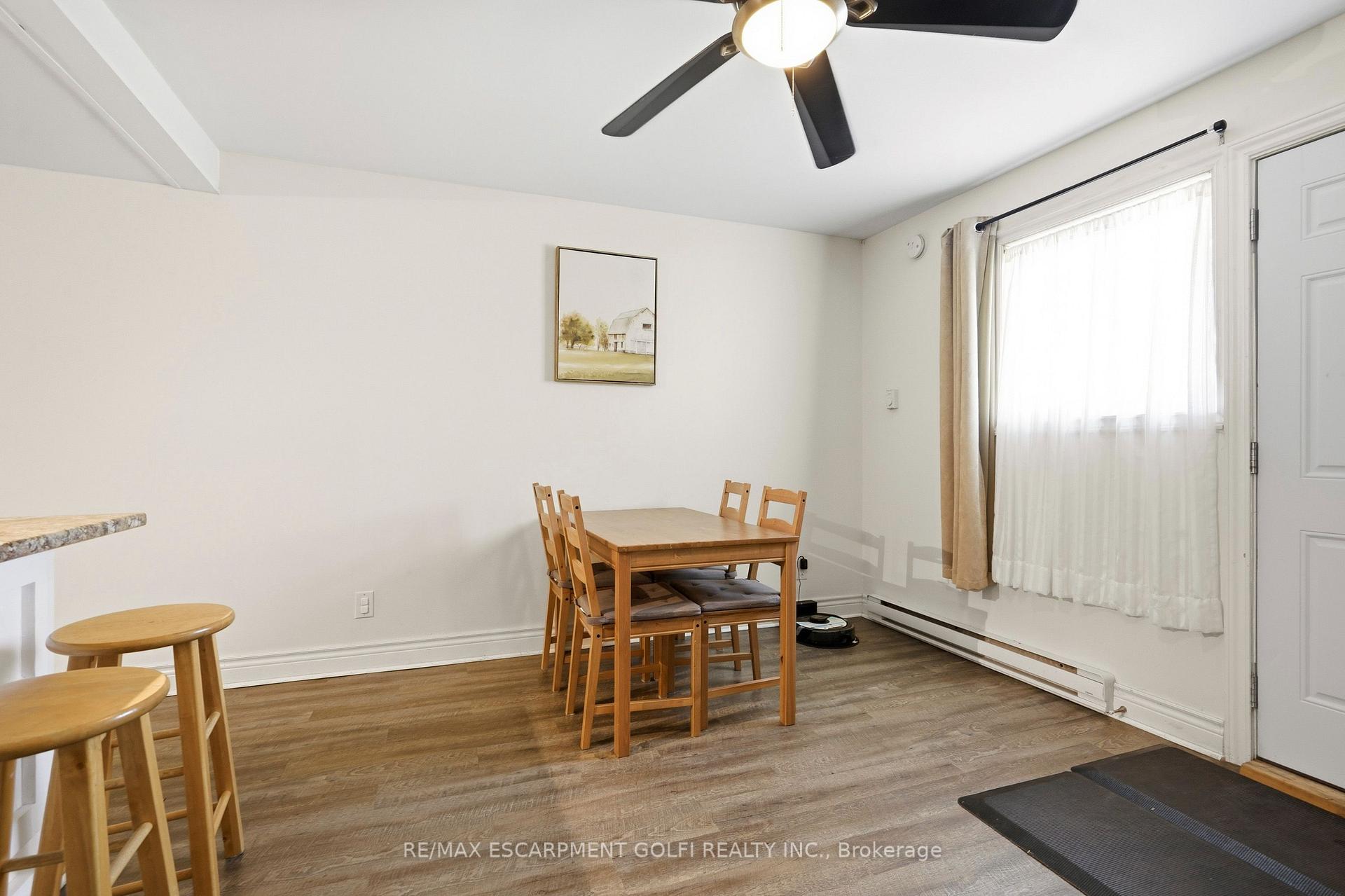 Photo 10 of Unit 4, 8646 Willoughby Drive, Niagara Falls, Chippawa — HOMEH