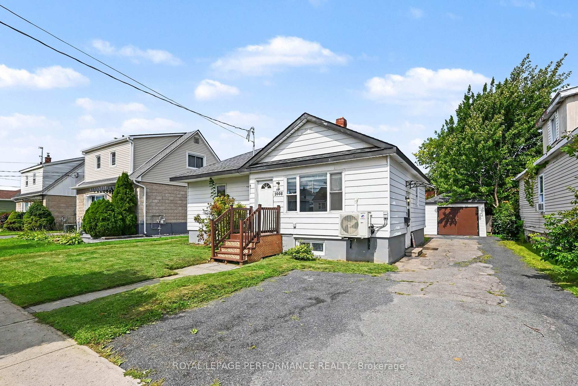 Photo 3 of 1008 Second Street E, Cornwall, Cornwall — HOMEH