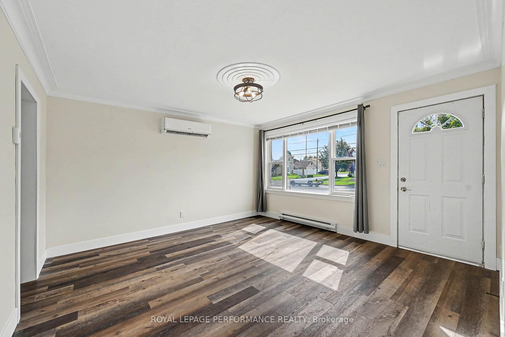 Photo 16 of 1008 Second Street E, Cornwall, Cornwall — HOMEH