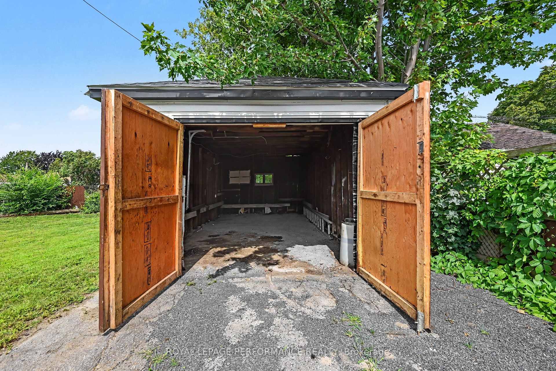 Photo 46 of 1008 Second Street E, Cornwall, Cornwall — HOMEH