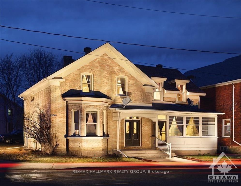 Photo of Unit 3, 15 Elmsley Street N