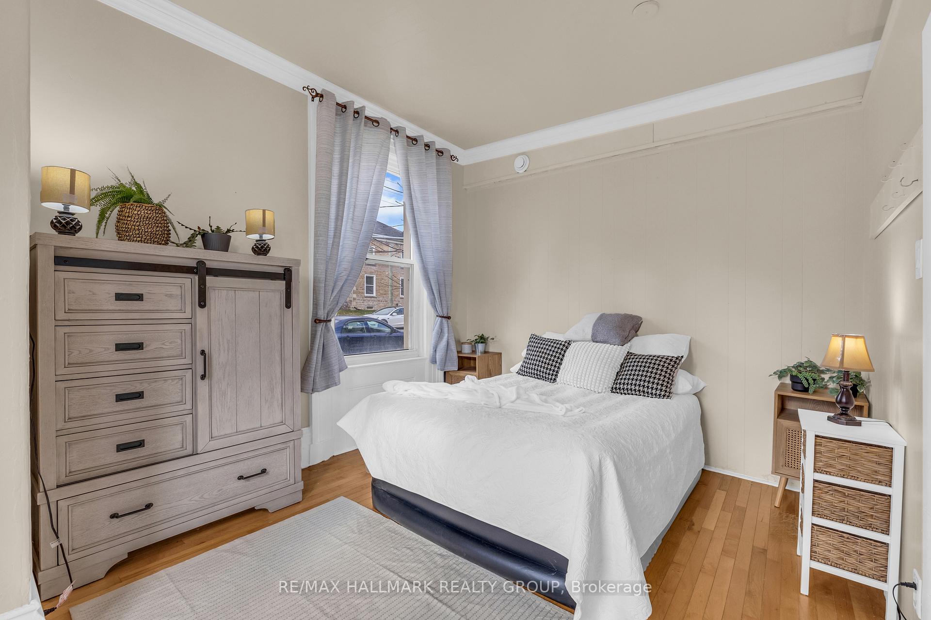 Photo 5 of Unit 3, 15 Elmsley Street N, Smiths Falls, Smiths Falls — HOMEH
