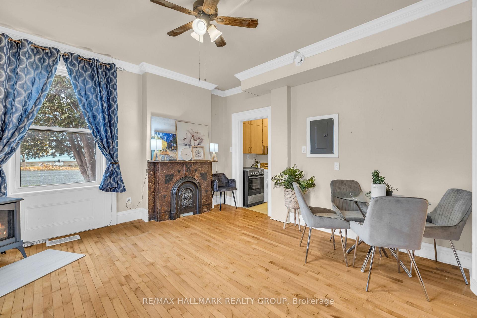 Photo 15 of Unit 3, 15 Elmsley Street N, Smiths Falls, Smiths Falls — HOMEH