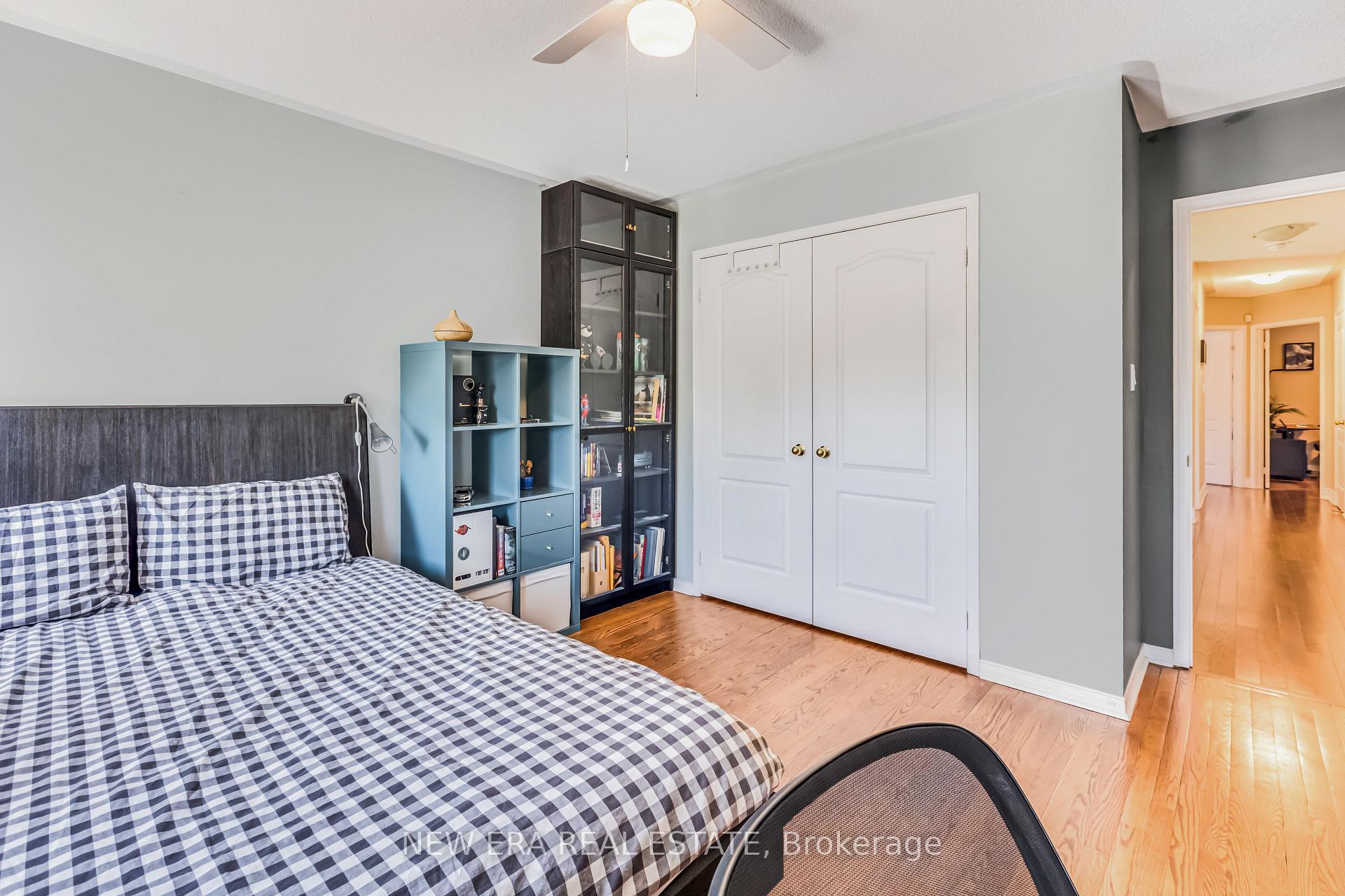 Photo 17 of 11 Warnford Circle, Ajax, Northeast Ajax — HOMEH