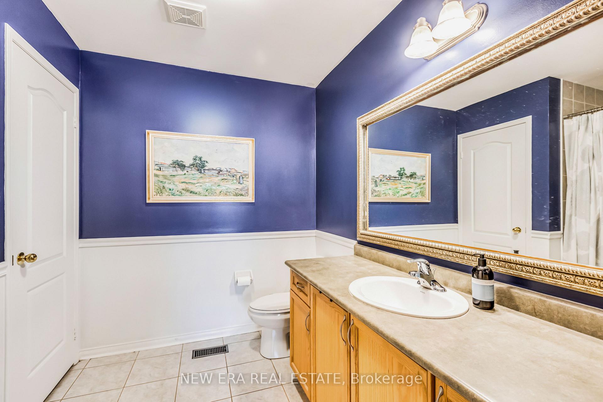 Photo 24 of 11 Warnford Circle, Ajax, Northeast Ajax — HOMEH