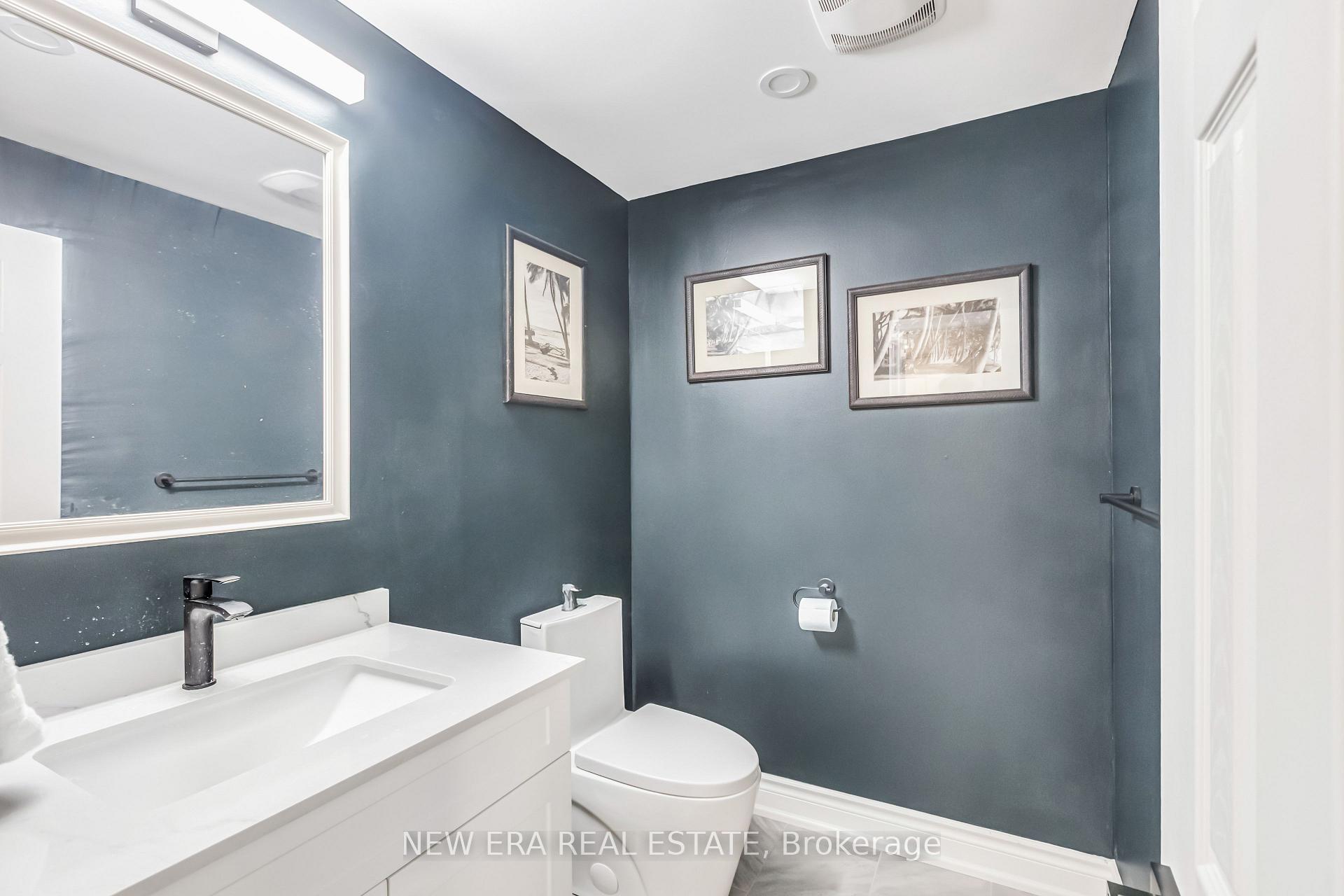 Photo 27 of 11 Warnford Circle, Ajax, Northeast Ajax — HOMEH