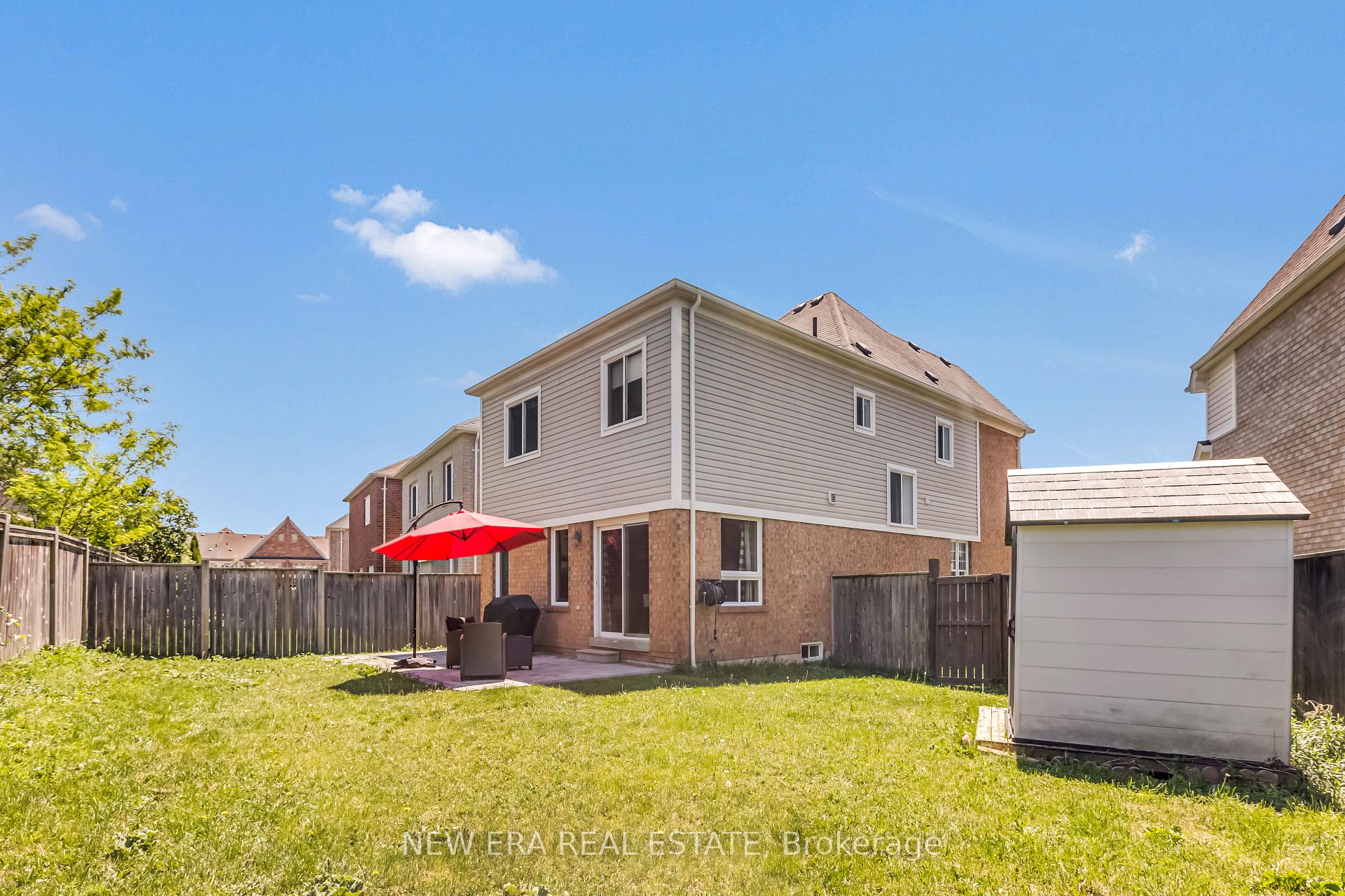 Photo 38 of 11 Warnford Circle, Ajax, Northeast Ajax — HOMEH