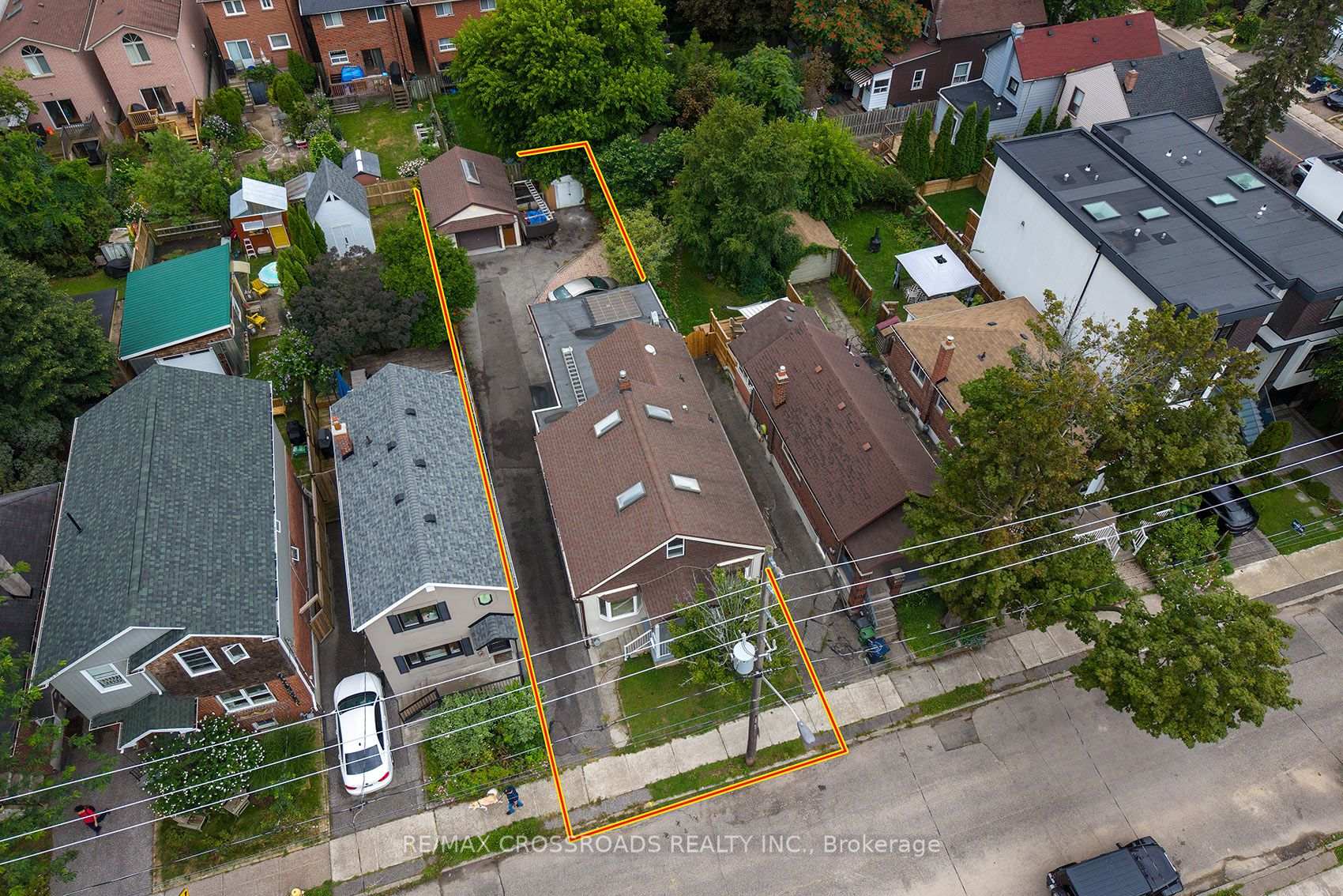 Photo 4 of 218 Gledhill Avenue, Toronto, Woodbine-Lumsden — HOMEH