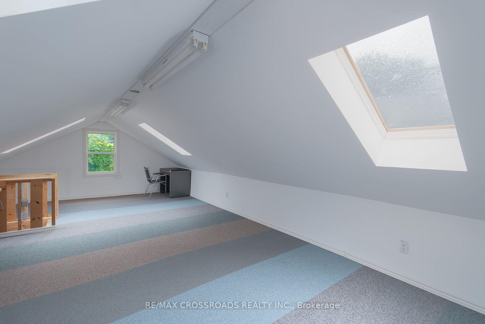 Photo 22 of 218 Gledhill Avenue, Toronto, Woodbine-Lumsden — HOMEH