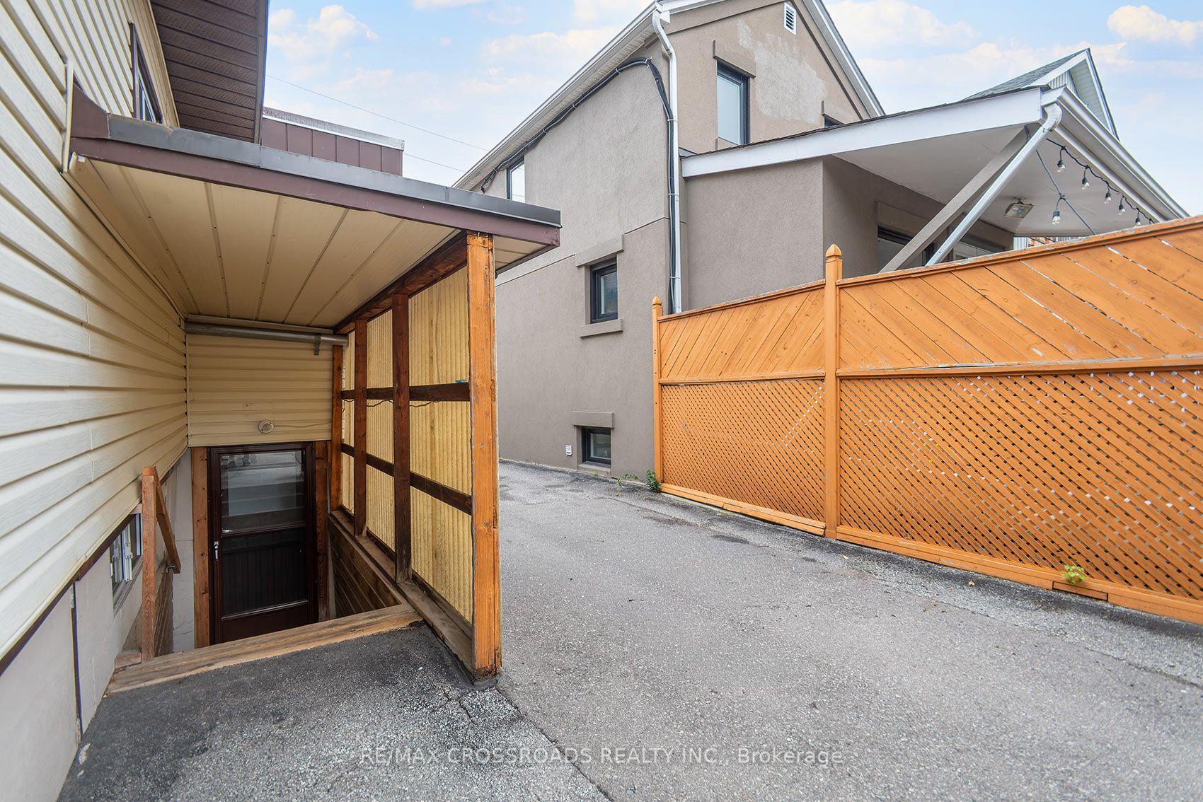 Photo 28 of 218 Gledhill Avenue, Toronto, Woodbine-Lumsden — HOMEH