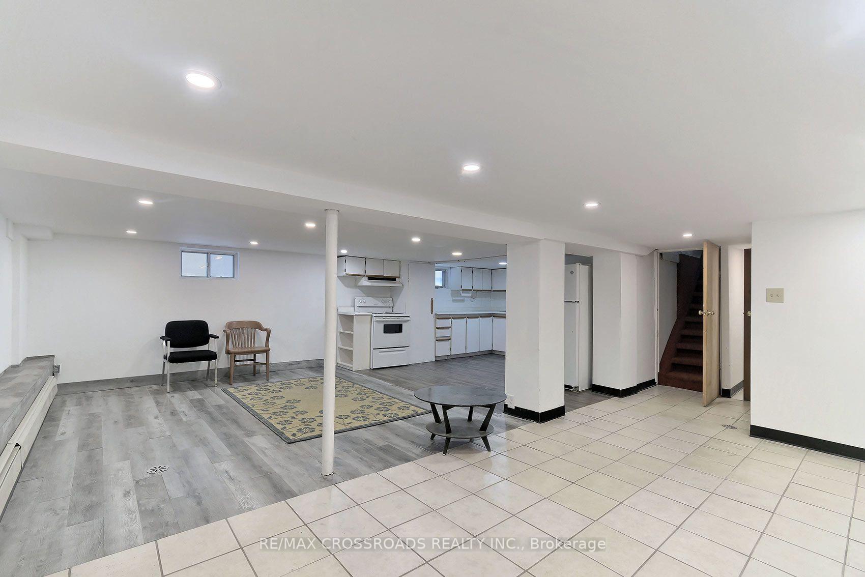 Photo 30 of 218 Gledhill Avenue, Toronto, Woodbine-Lumsden — HOMEH
