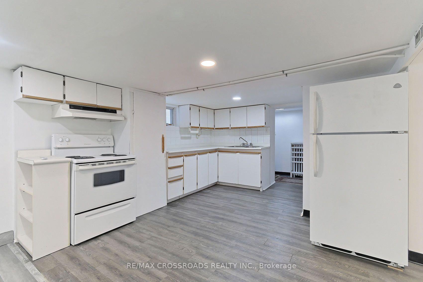 Photo 32 of 218 Gledhill Avenue, Toronto, Woodbine-Lumsden — HOMEH