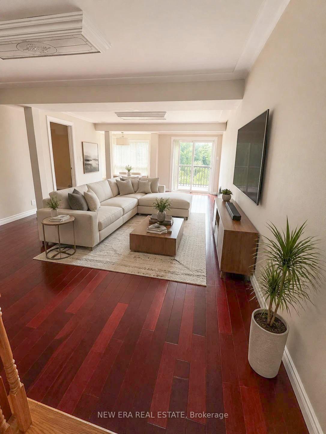 Photo 7 of 704 Brandenburg Boulevard, Waterloo, Upper Beechwood — HOMEH