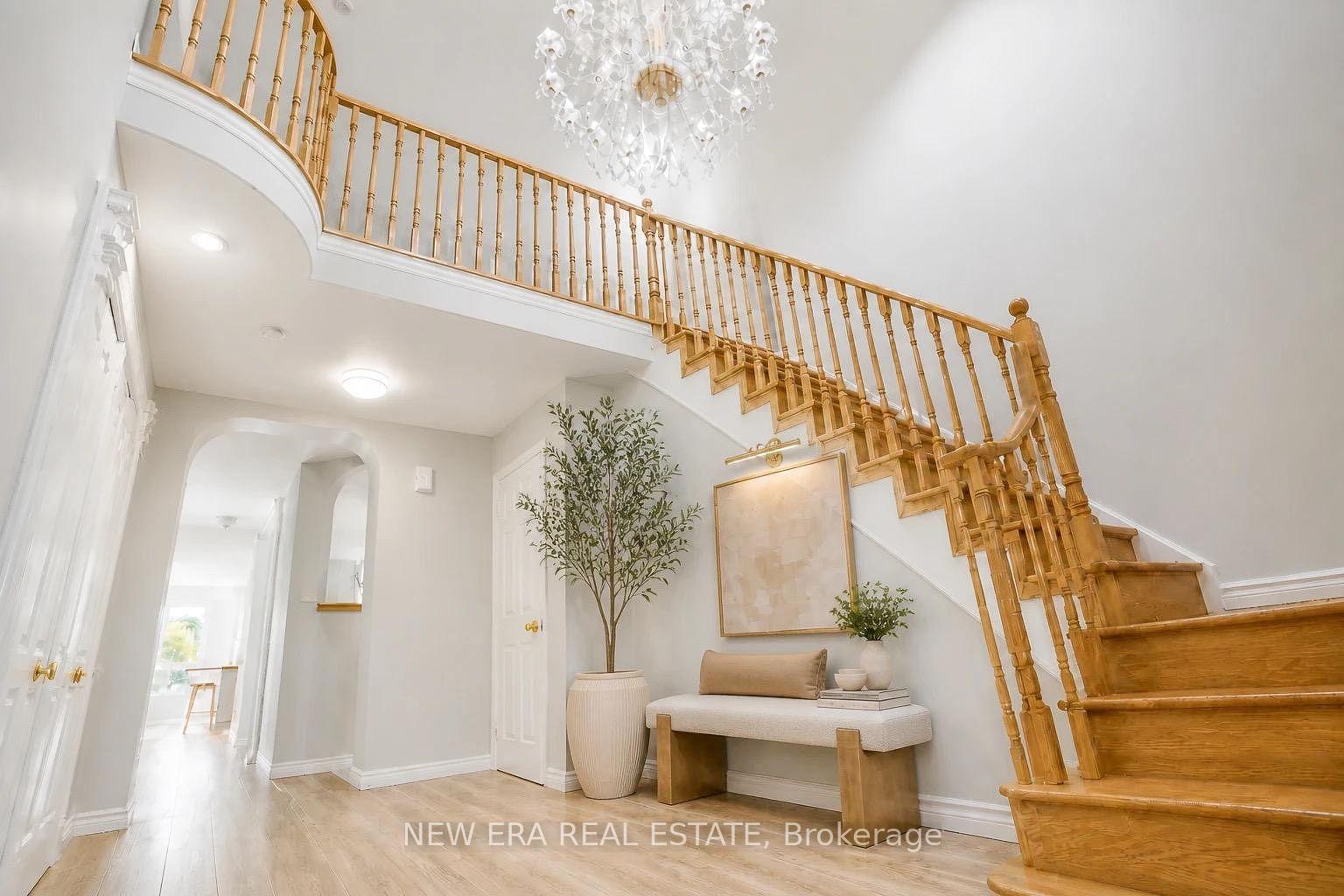 Photo 10 of 704 Brandenburg Boulevard, Waterloo, Upper Beechwood — HOMEH