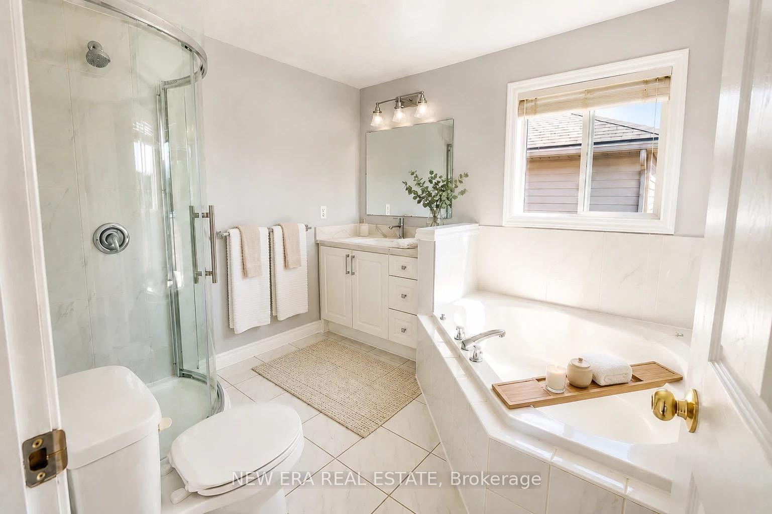 Photo 21 of 704 Brandenburg Boulevard, Waterloo, Upper Beechwood — HOMEH