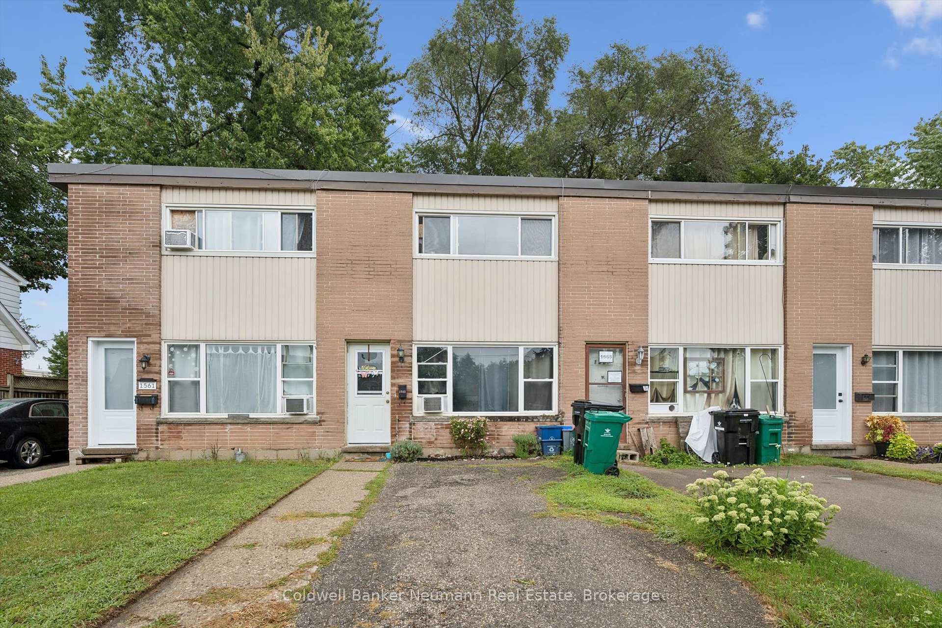Photo 5 of 1561-1567 Queenston Road, Cambridge, Preston Centre — HOMEH