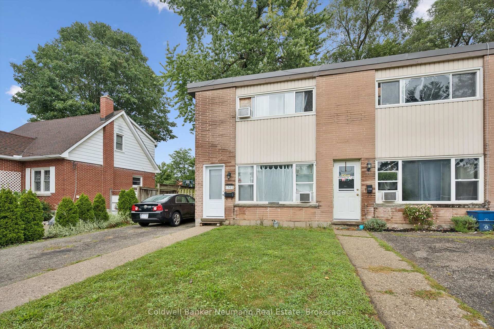 Photo 19 of 1561-1567 Queenston Road, Cambridge, Preston Centre — HOMEH