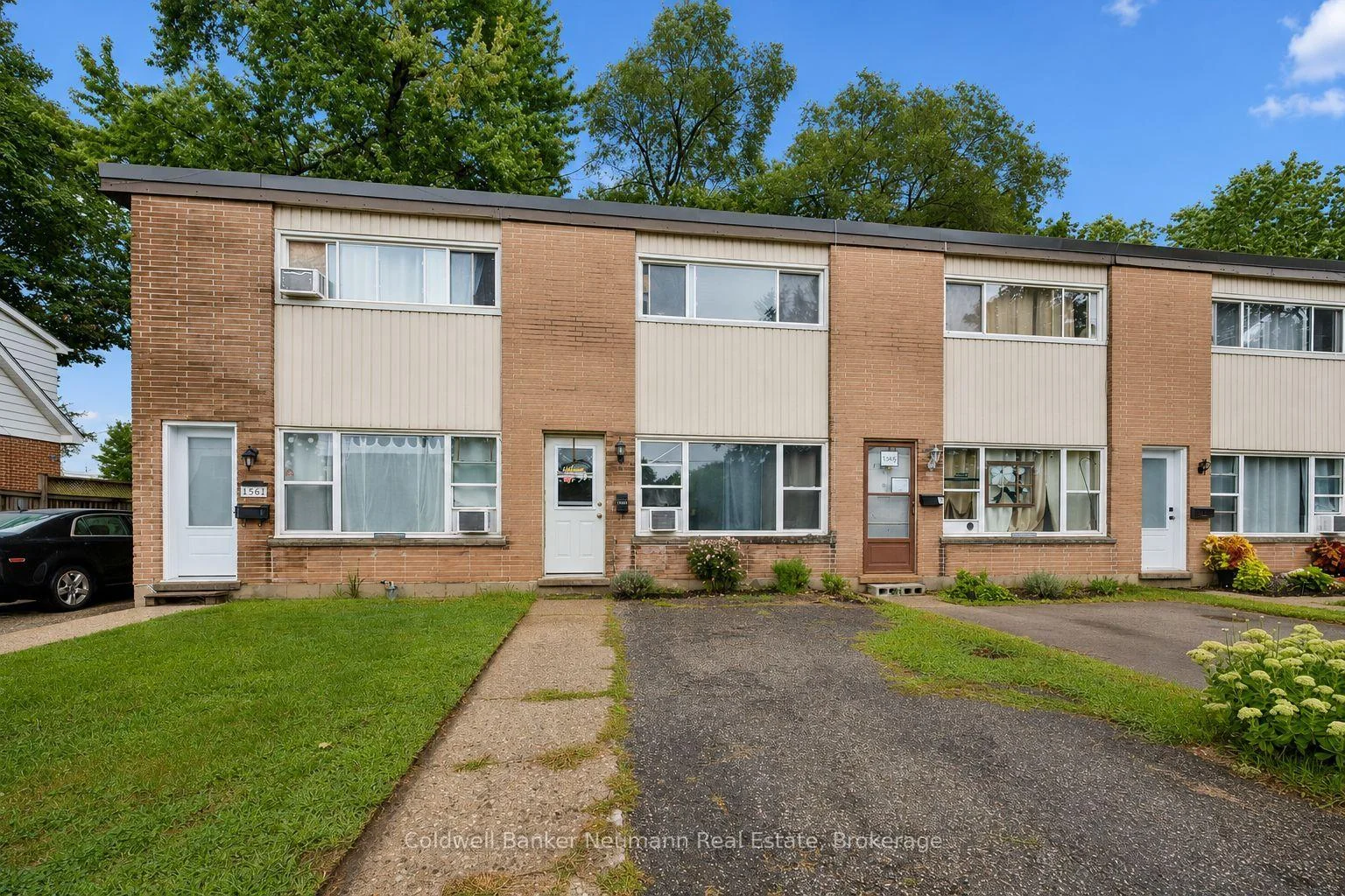 Photo 6 of 1561-1567 Queenston Road, Cambridge, Preston Centre — HOMEH
