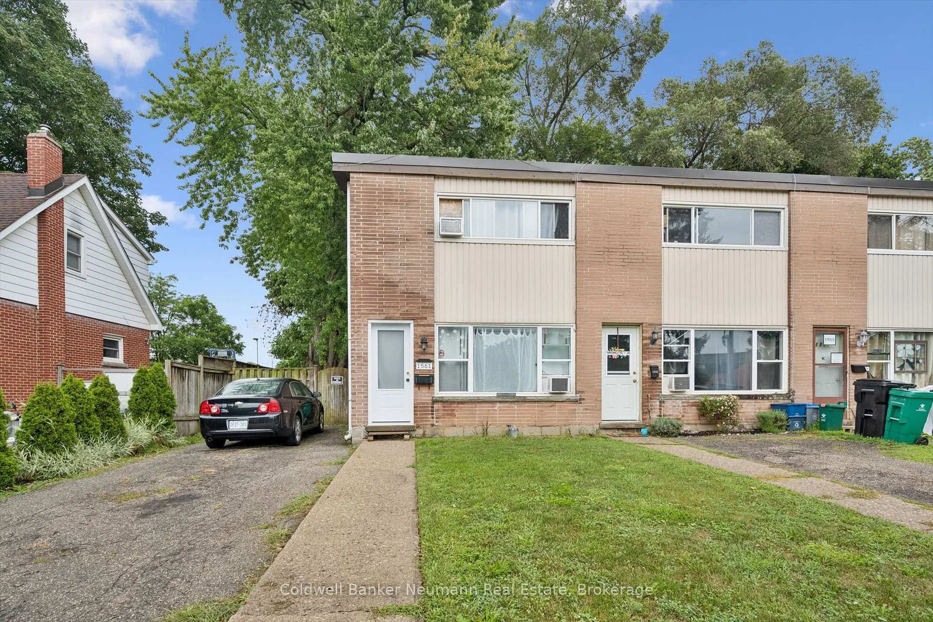 Photo 37 of 1561-1567 Queenston Road, Cambridge, Preston Centre — HOMEH
