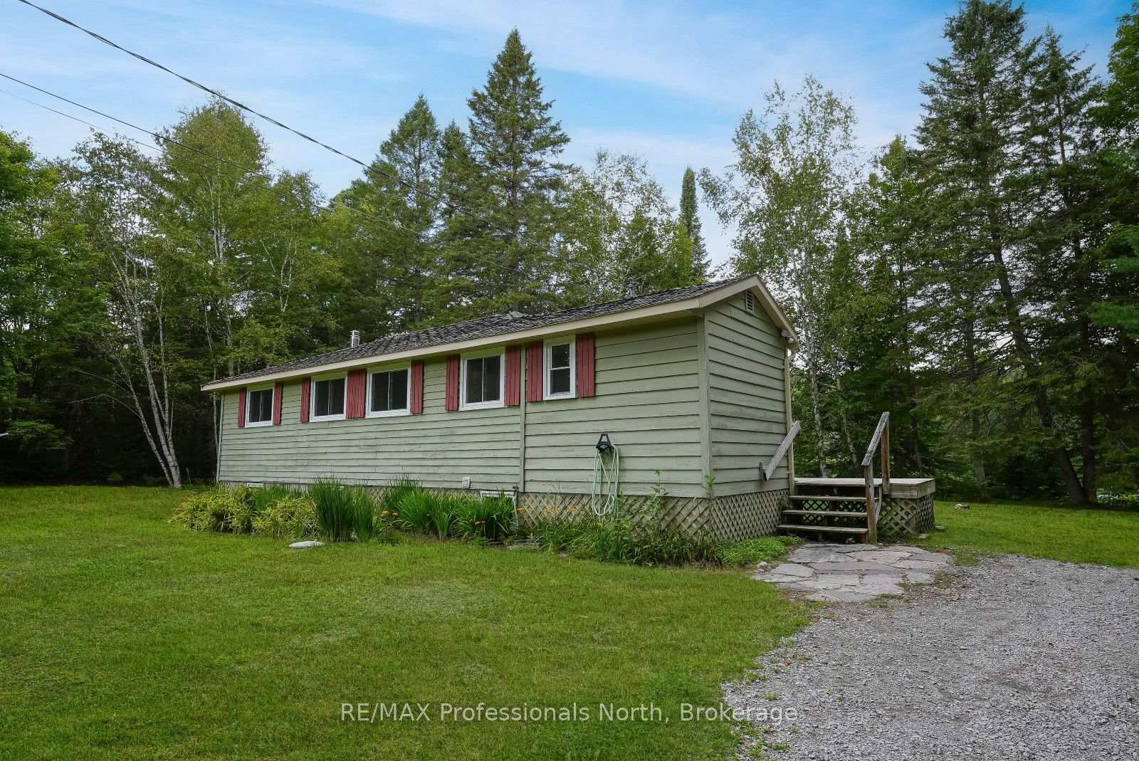 Photo 5 of 1052 Ablett Court, Algonquin Highlands, Stanhope — HOMEH