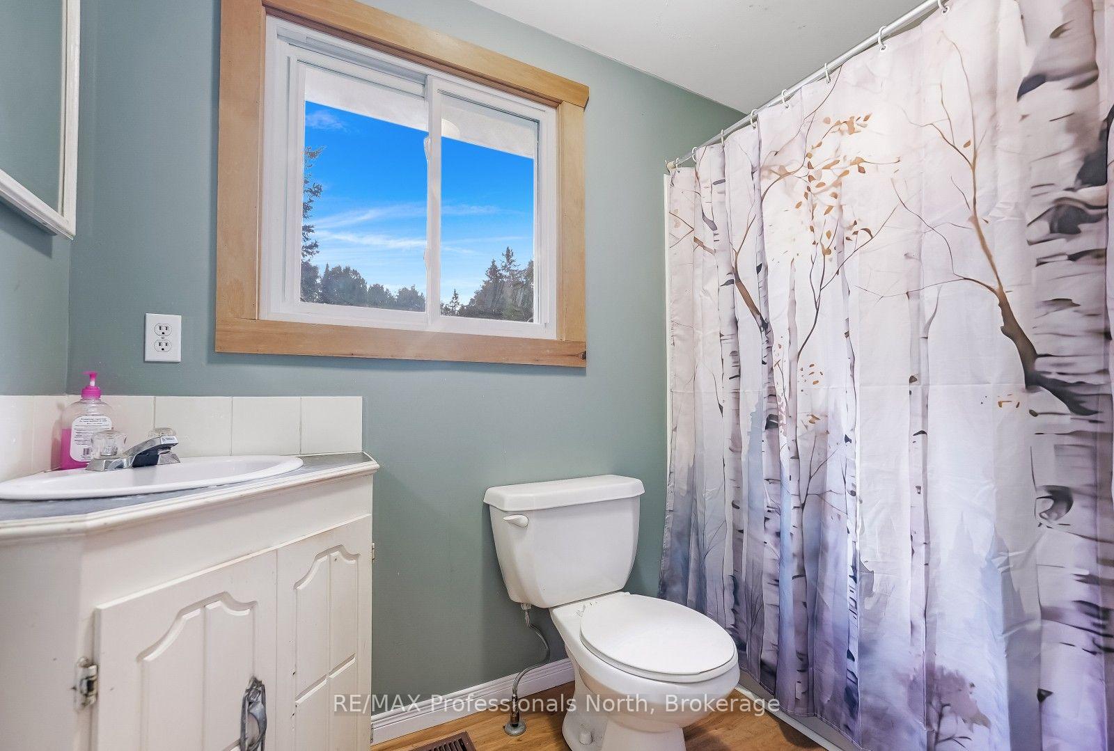 Photo 10 of 1052 Ablett Court, Algonquin Highlands, Stanhope — HOMEH