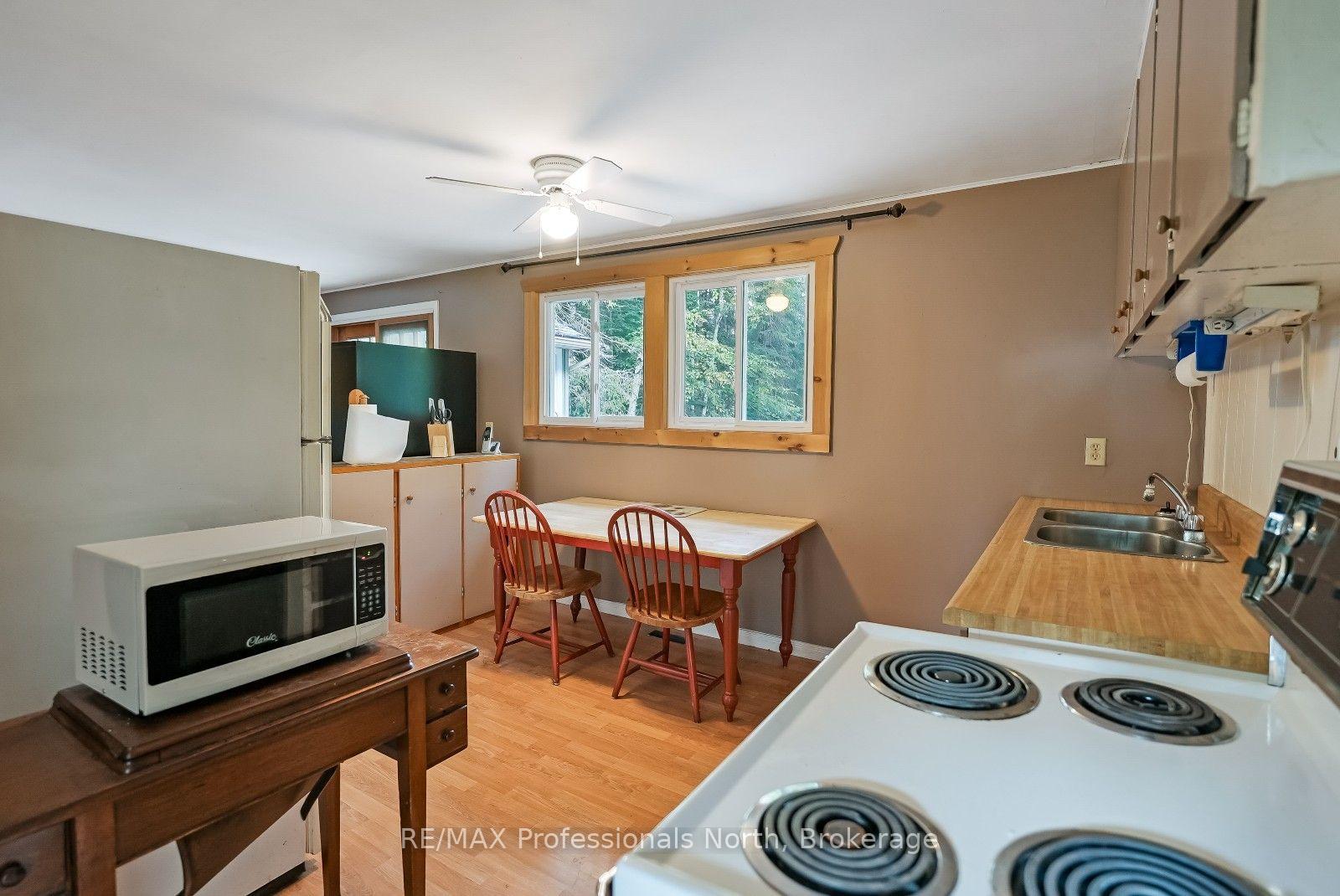Photo 11 of 1052 Ablett Court, Algonquin Highlands, Stanhope — HOMEH