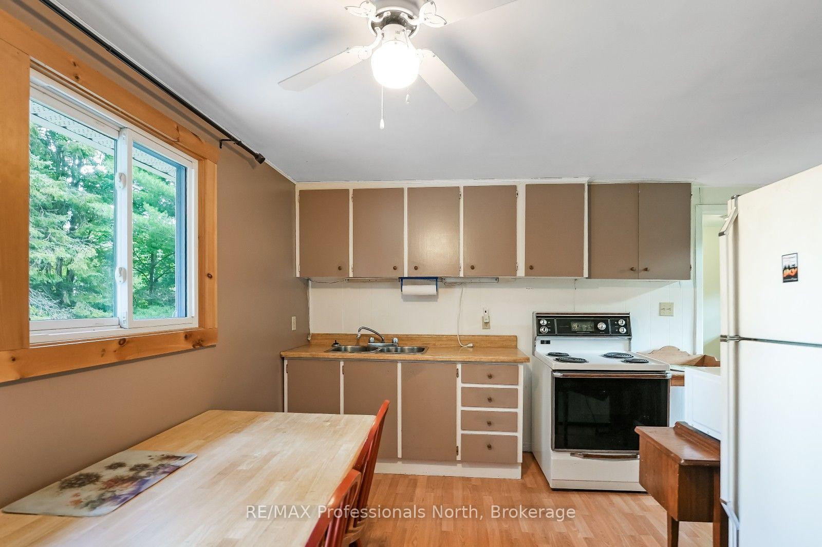 Photo 12 of 1052 Ablett Court, Algonquin Highlands, Stanhope — HOMEH