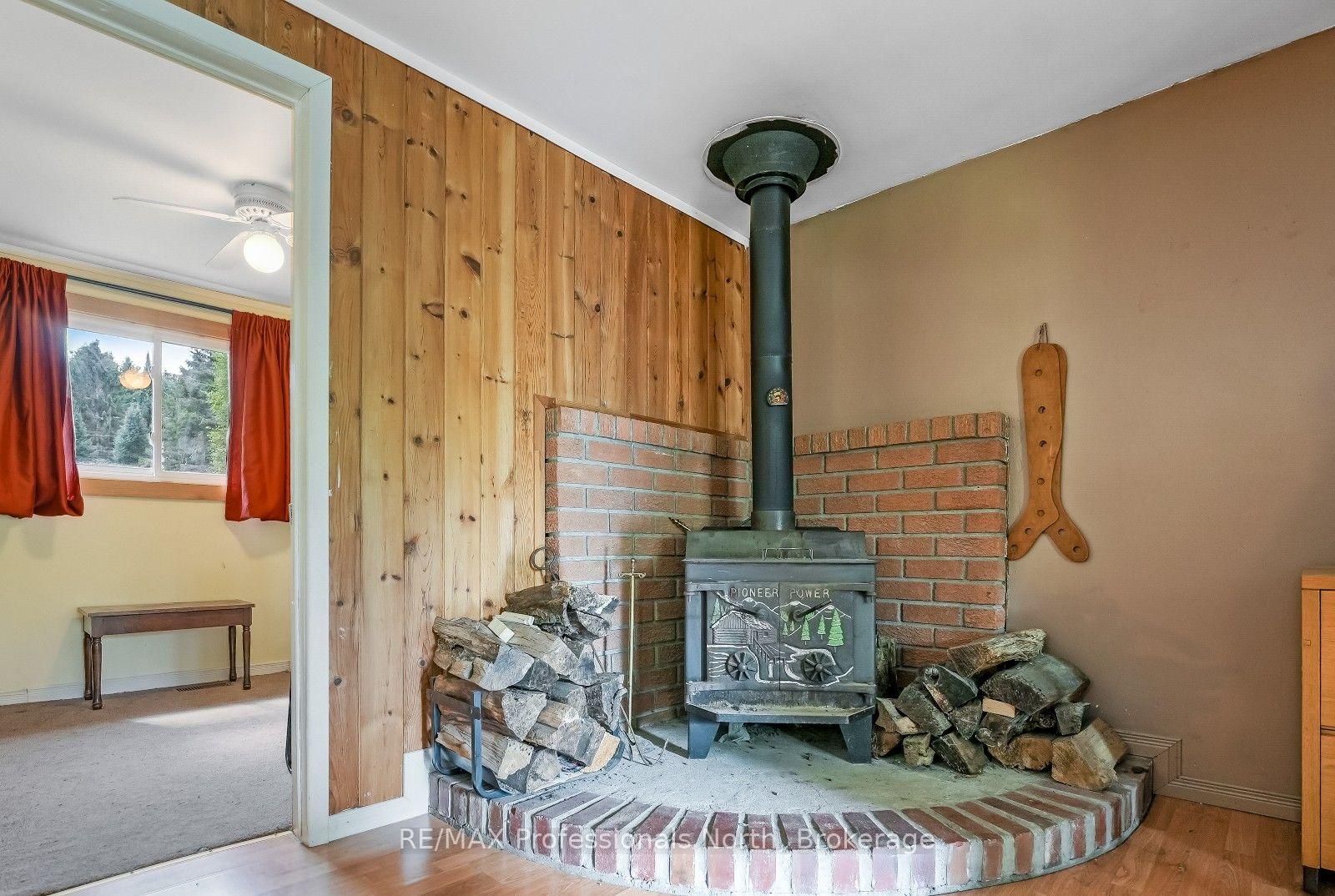 Photo 16 of 1052 Ablett Court, Algonquin Highlands, Stanhope — HOMEH