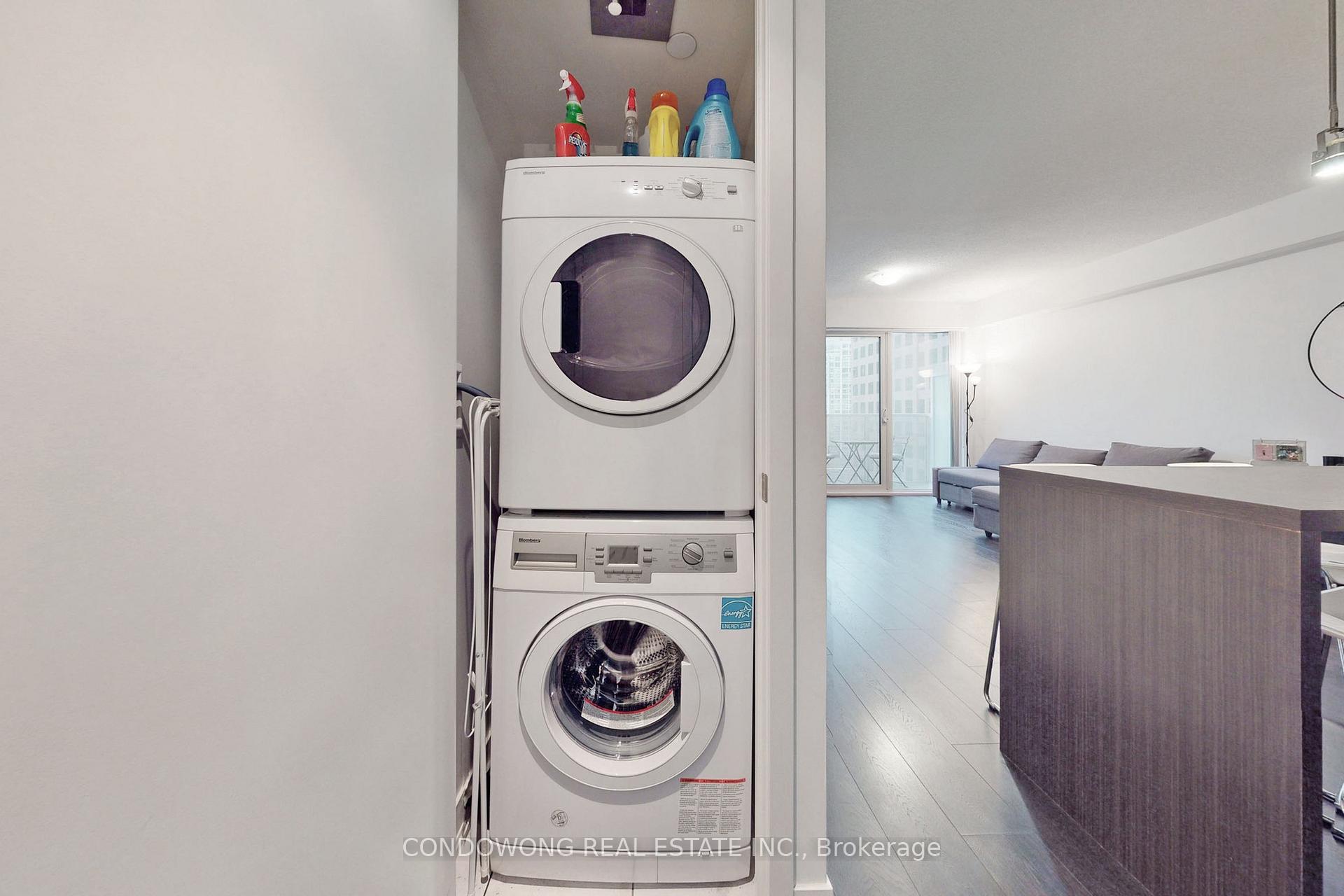 Photo 10 of Unit 1006, 88 Harbour Street, Toronto, Waterfront Communities — HOMEH