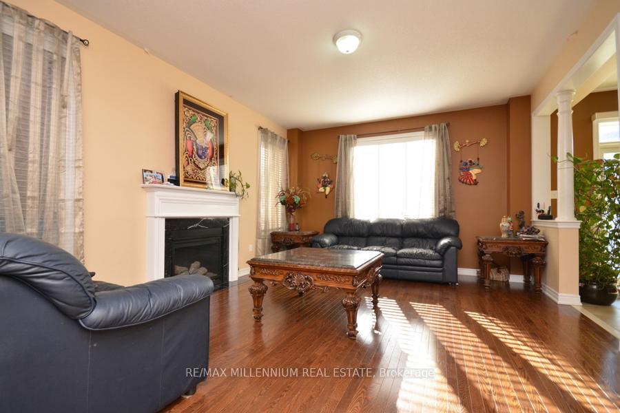 Photo 4 of 68 Skyvalley Drive, Brampton, Bram East — HOMEH