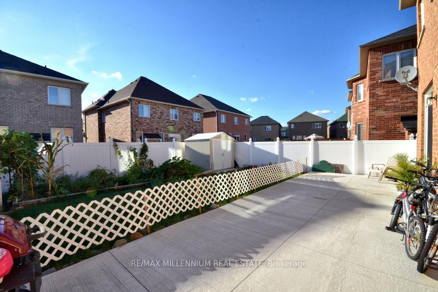Photo 16 of 68 Skyvalley Drive, Brampton, Bram East — HOMEH