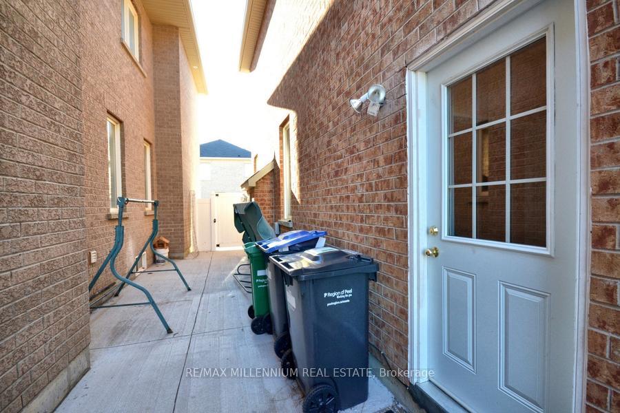 Photo 19 of 68 Skyvalley Drive, Brampton, Bram East — HOMEH