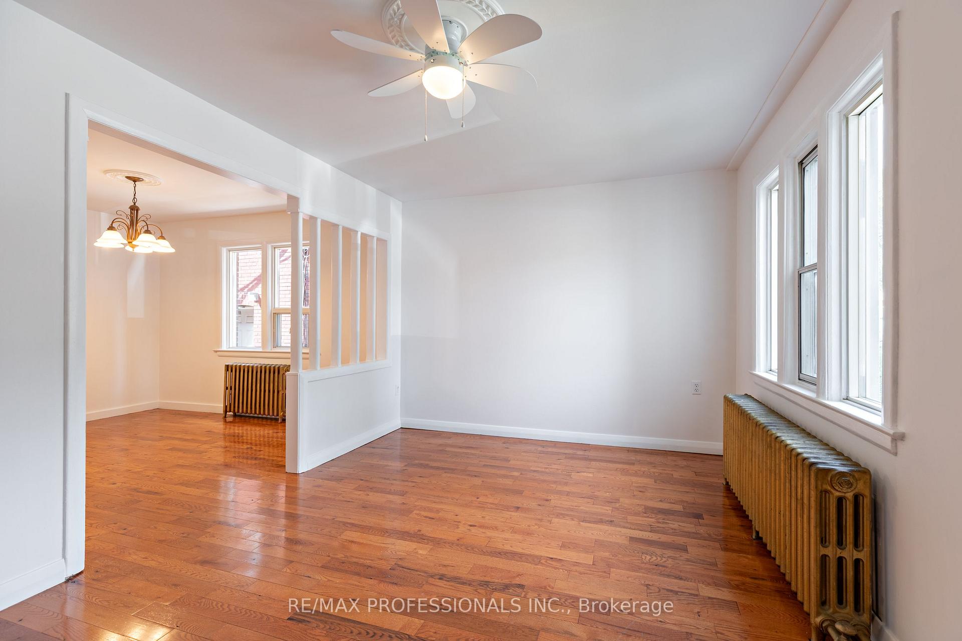 Photo 4 of 502 Jane Street, Toronto, Runnymede-Bloor West Village — HOMEH