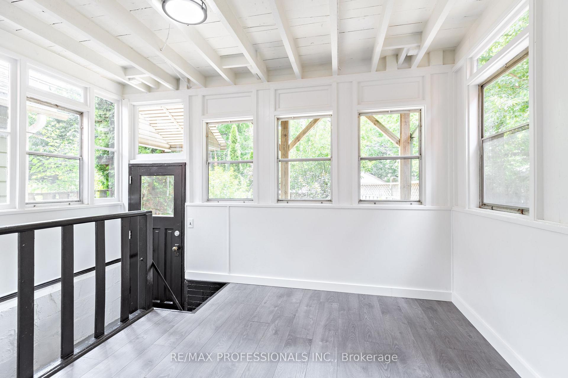 Photo 12 of 502 Jane Street, Toronto, Runnymede-Bloor West Village — HOMEH