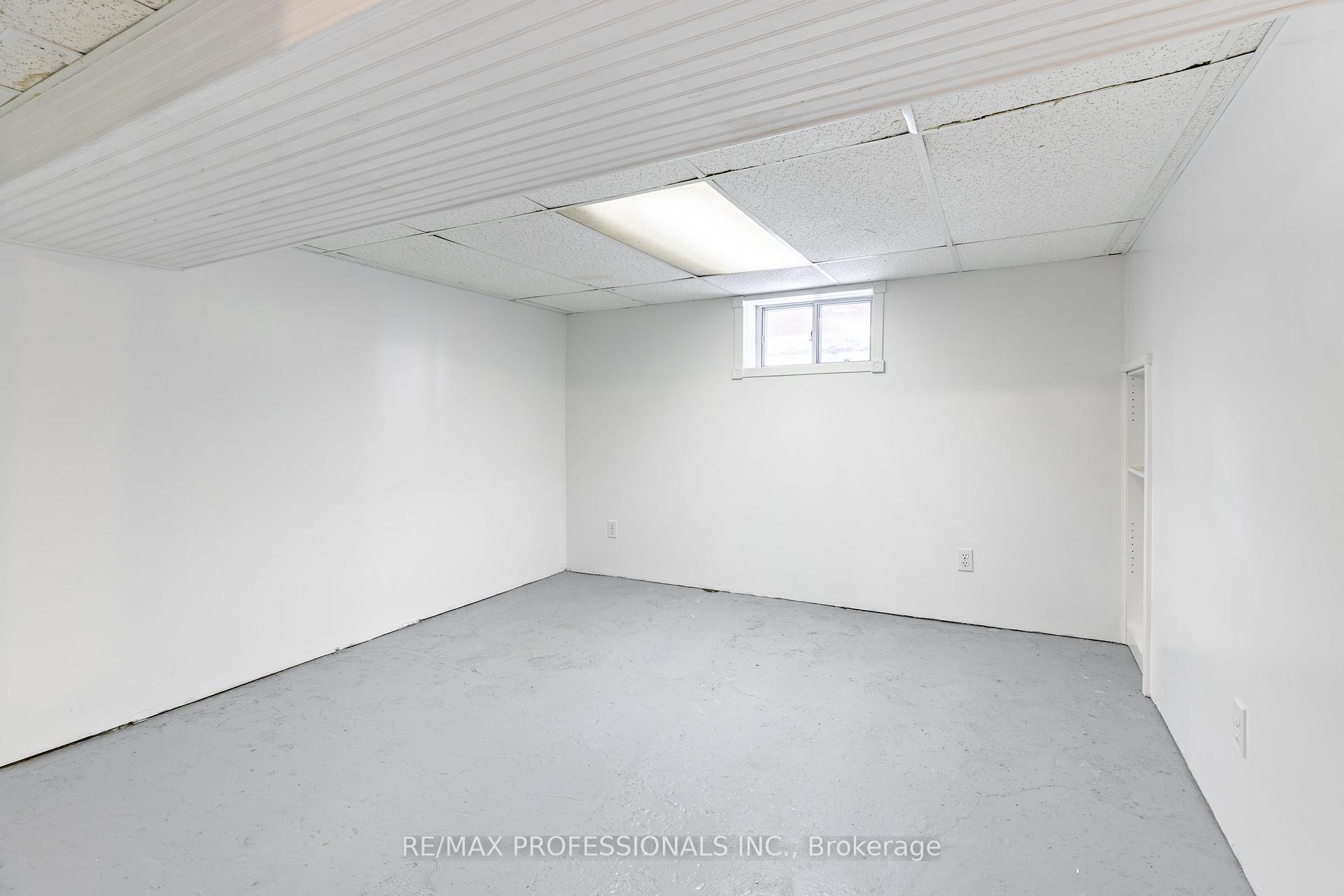 Photo 15 of 502 Jane Street, Toronto, Runnymede-Bloor West Village — HOMEH