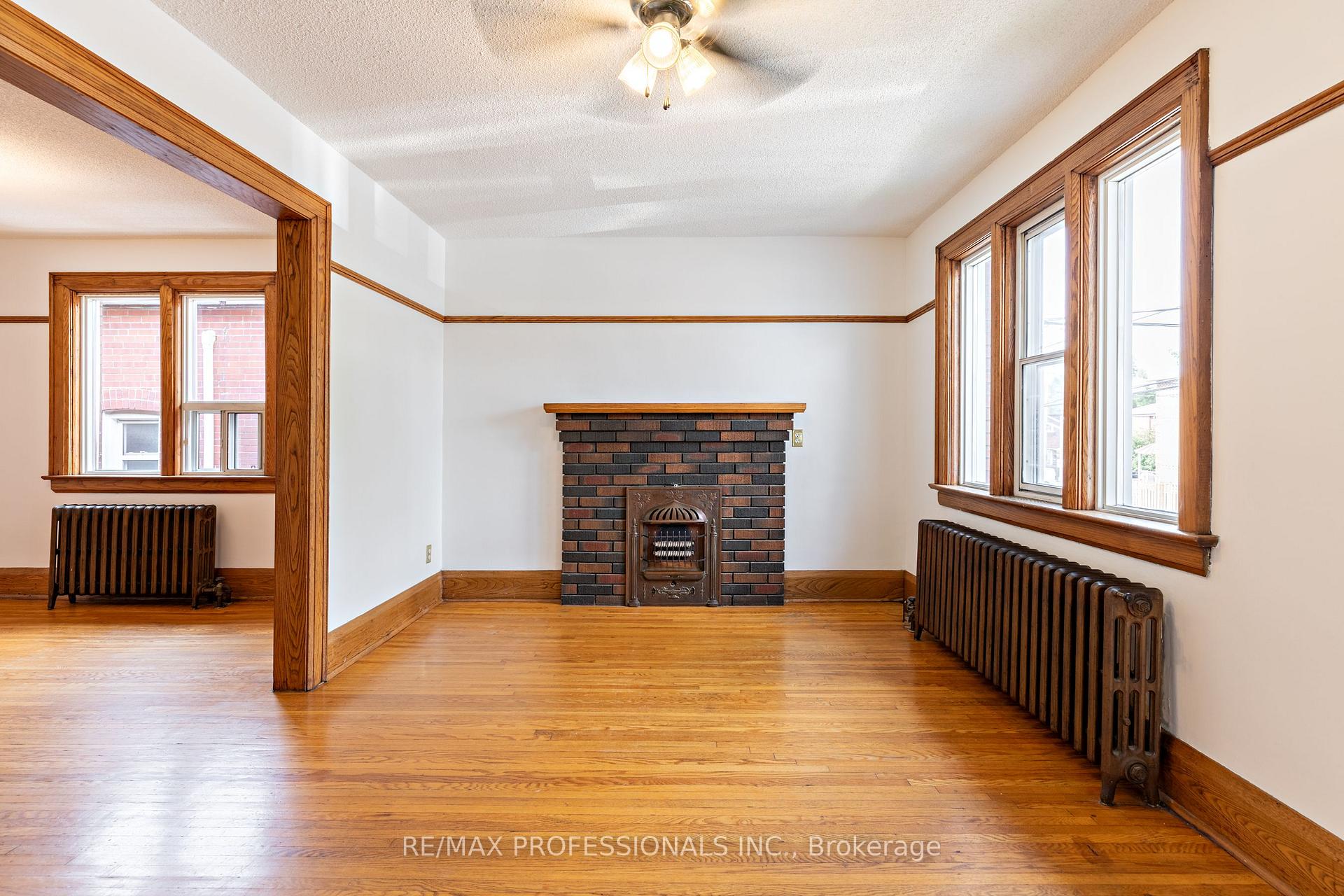 Photo 20 of 502 Jane Street, Toronto, Runnymede-Bloor West Village — HOMEH