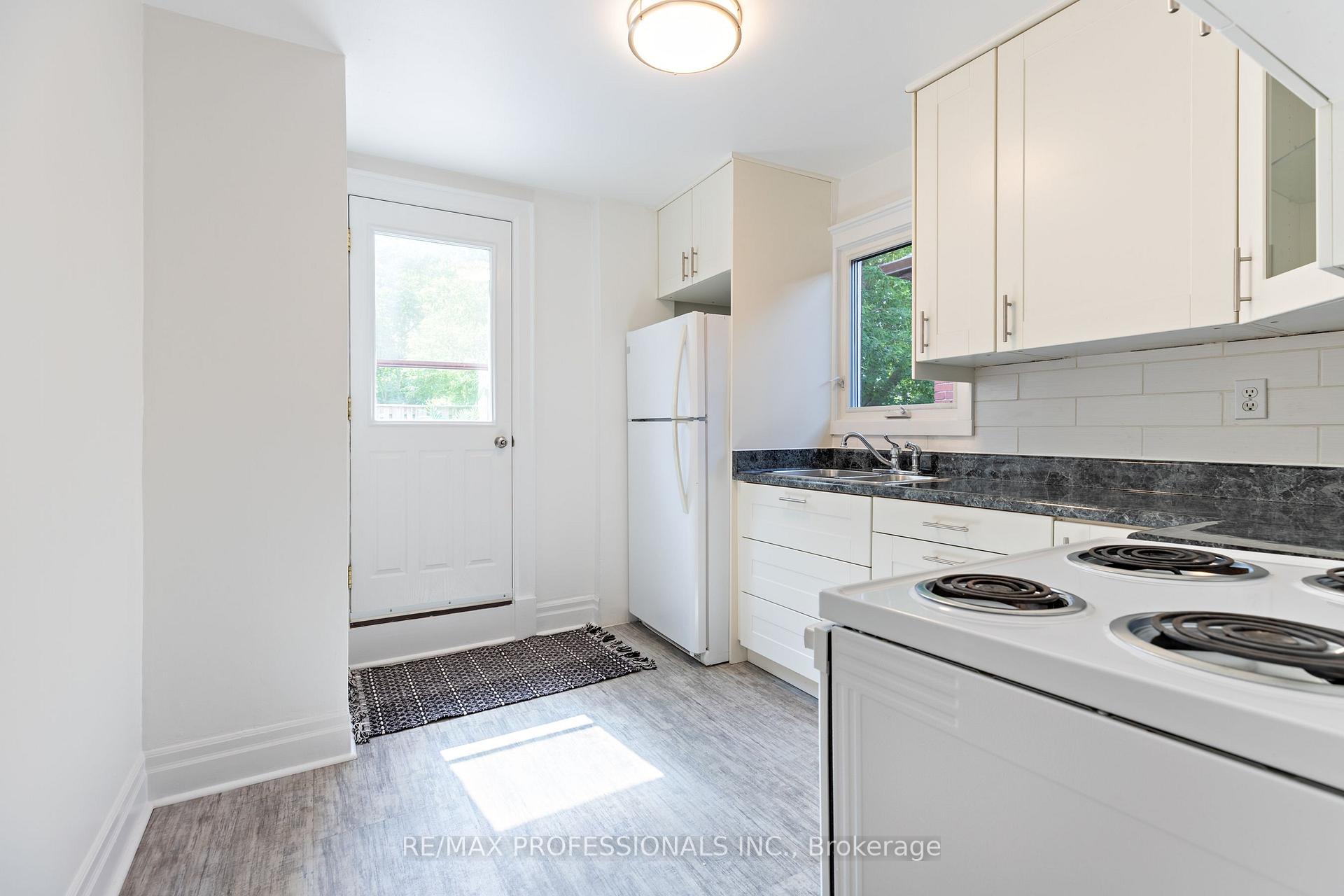 Photo 25 of 502 Jane Street, Toronto, Runnymede-Bloor West Village — HOMEH