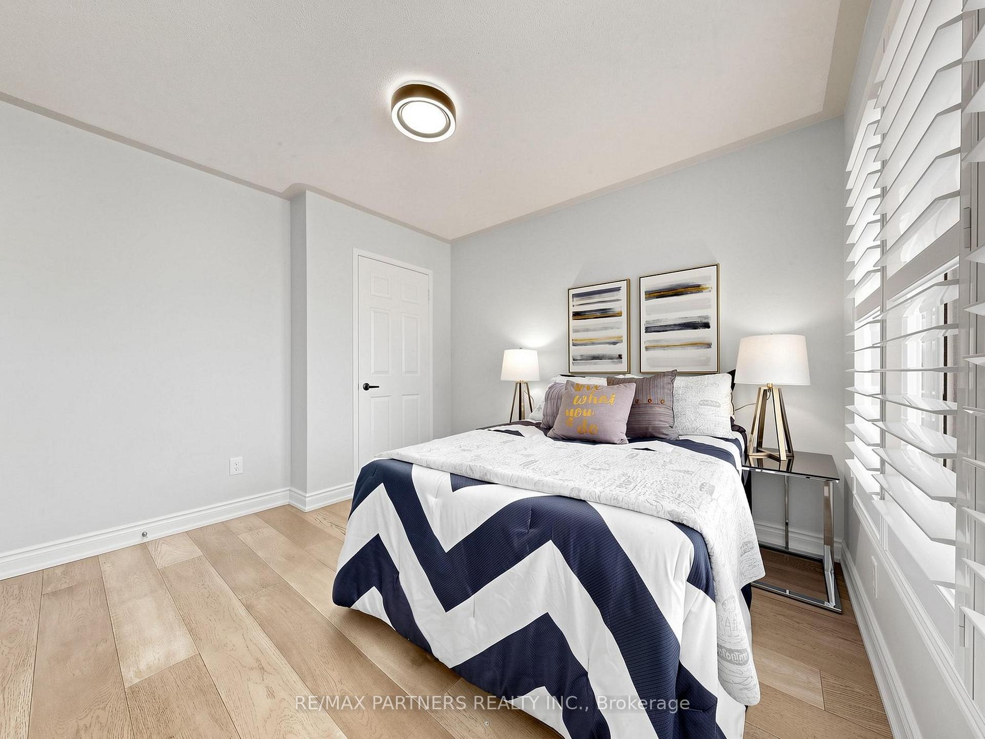 Photo 23 of 21 Russell Hill Road, Markham, Berczy — HOMEH