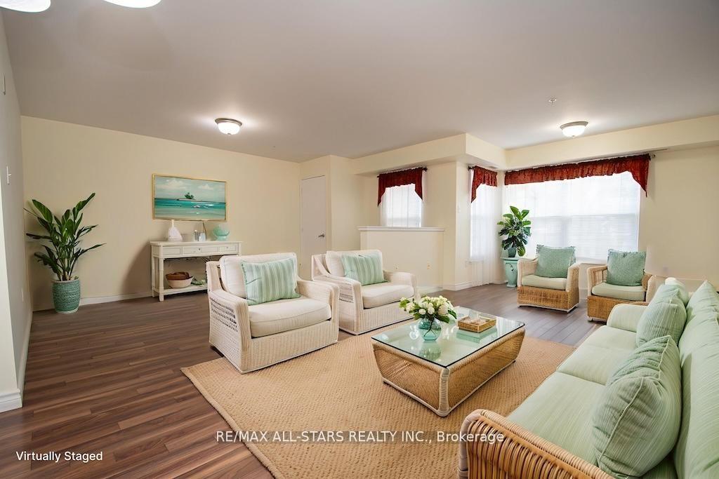 Photo 8 of Unit 106, 8 Huron Street, Kawartha Lakes, Lindsay — HOMEH