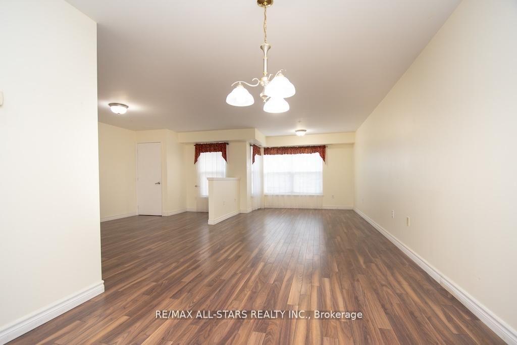 Photo 11 of Unit 106, 8 Huron Street, Kawartha Lakes, Lindsay — HOMEH