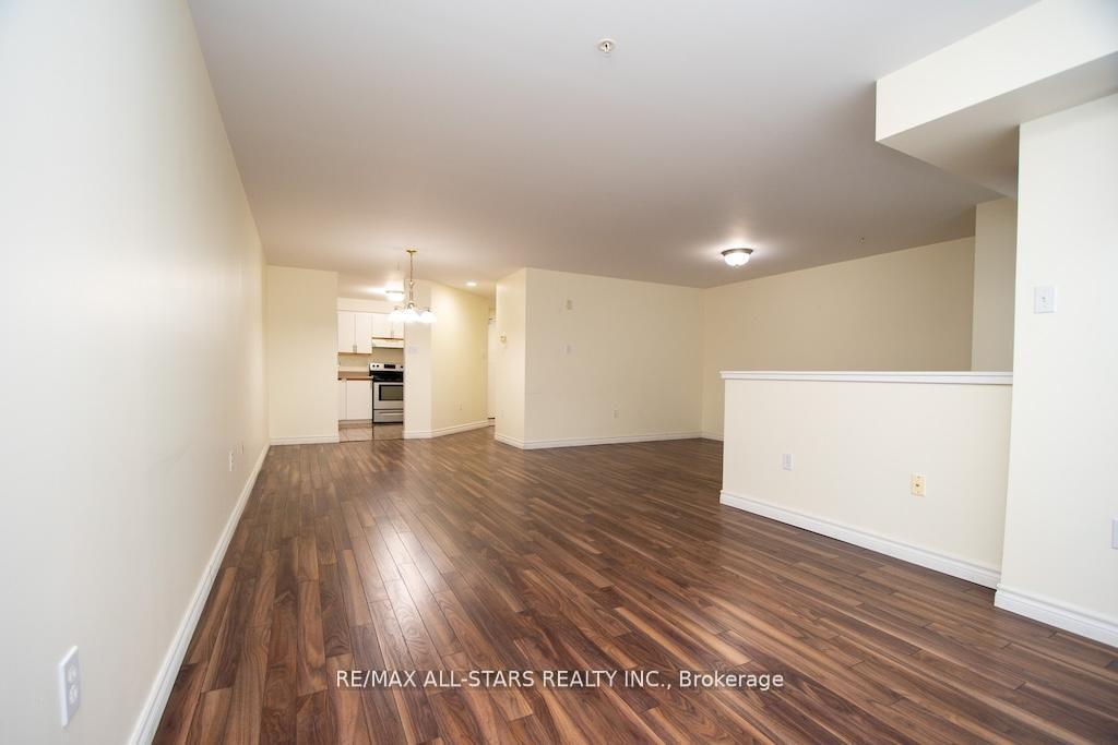 Photo 16 of Unit 106, 8 Huron Street, Kawartha Lakes, Lindsay — HOMEH