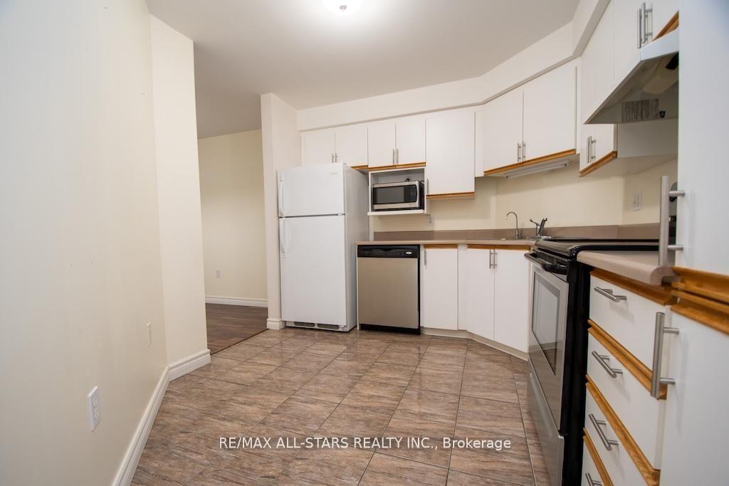 Photo 19 of Unit 106, 8 Huron Street, Kawartha Lakes, Lindsay — HOMEH