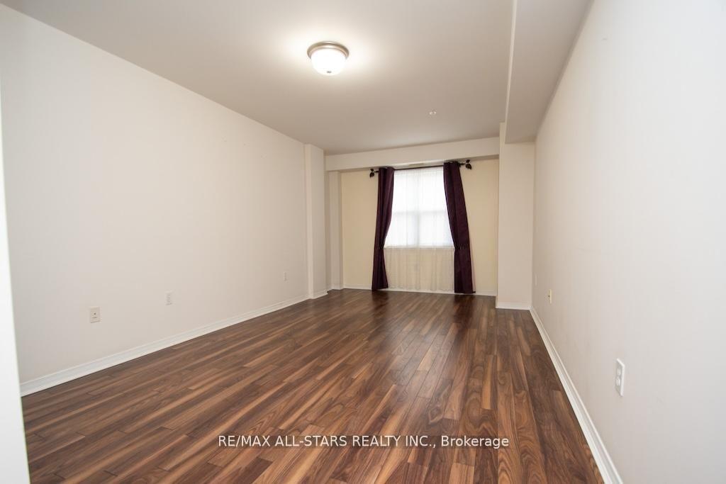 Photo 24 of Unit 106, 8 Huron Street, Kawartha Lakes, Lindsay — HOMEH