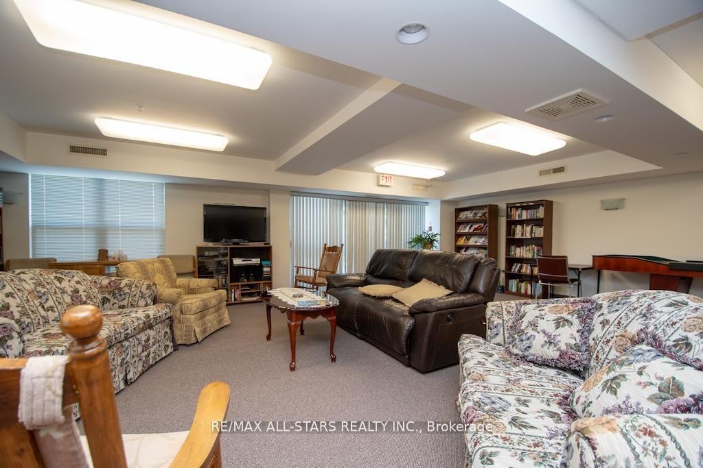 Photo 32 of Unit 106, 8 Huron Street, Kawartha Lakes, Lindsay — HOMEH