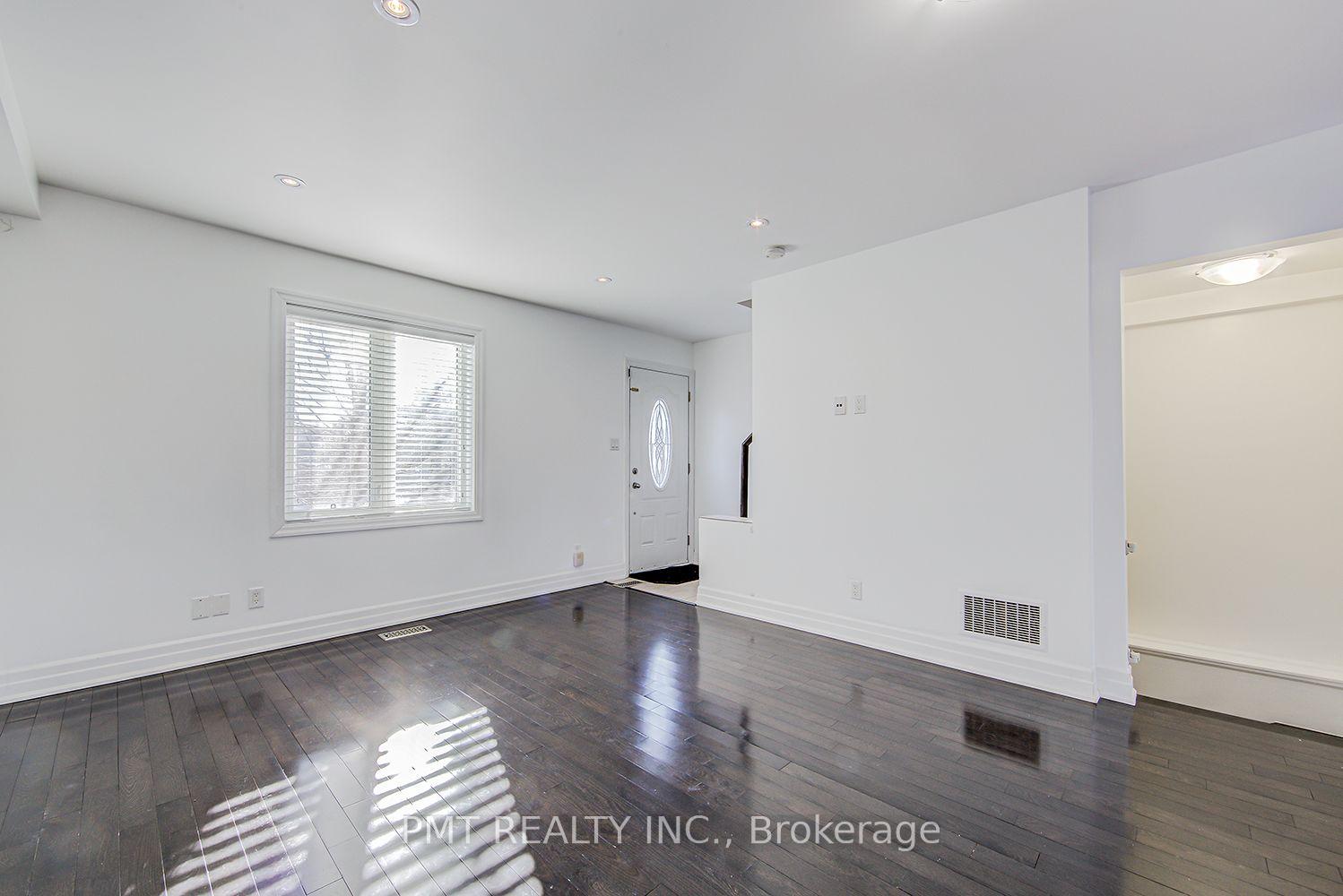 Photo 5 of 14 Coventry Street, Scarborough, Oakridge — HOMEH