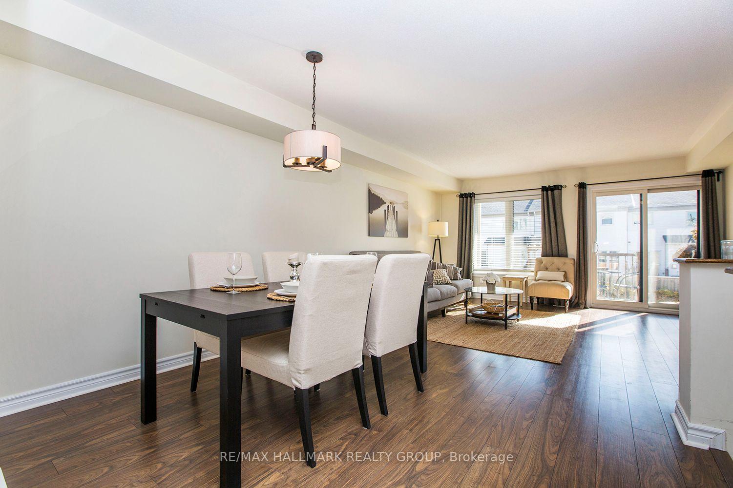 Photo 13 of 2404 Esprit Drive, Ottawa, Avalon East — HOMEH