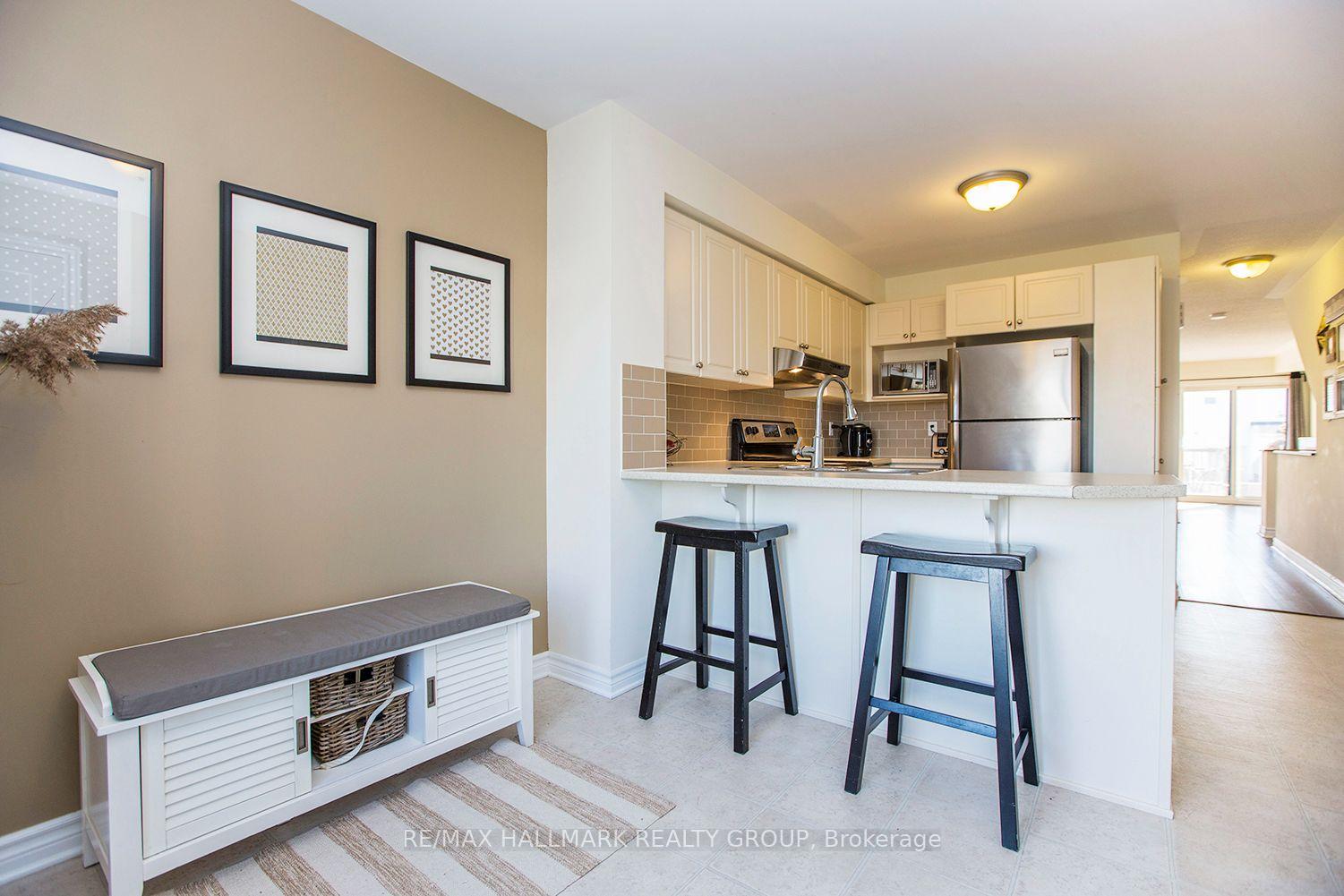 Photo 22 of 2404 Esprit Drive, Ottawa, Avalon East — HOMEH