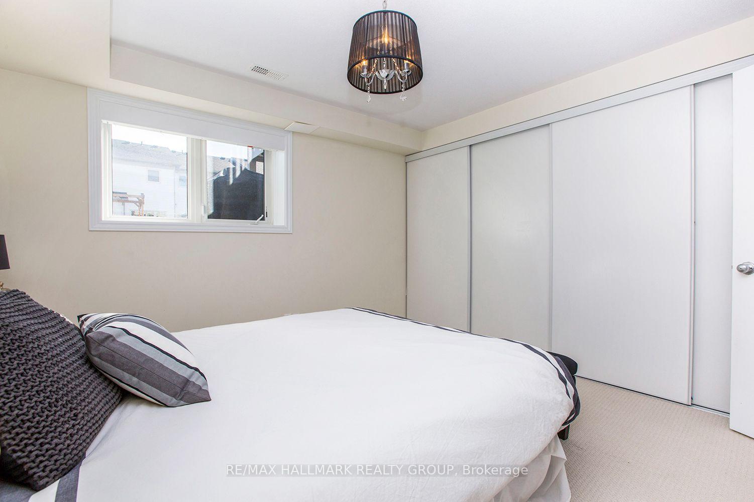 Photo 32 of 2404 Esprit Drive, Ottawa, Avalon East — HOMEH
