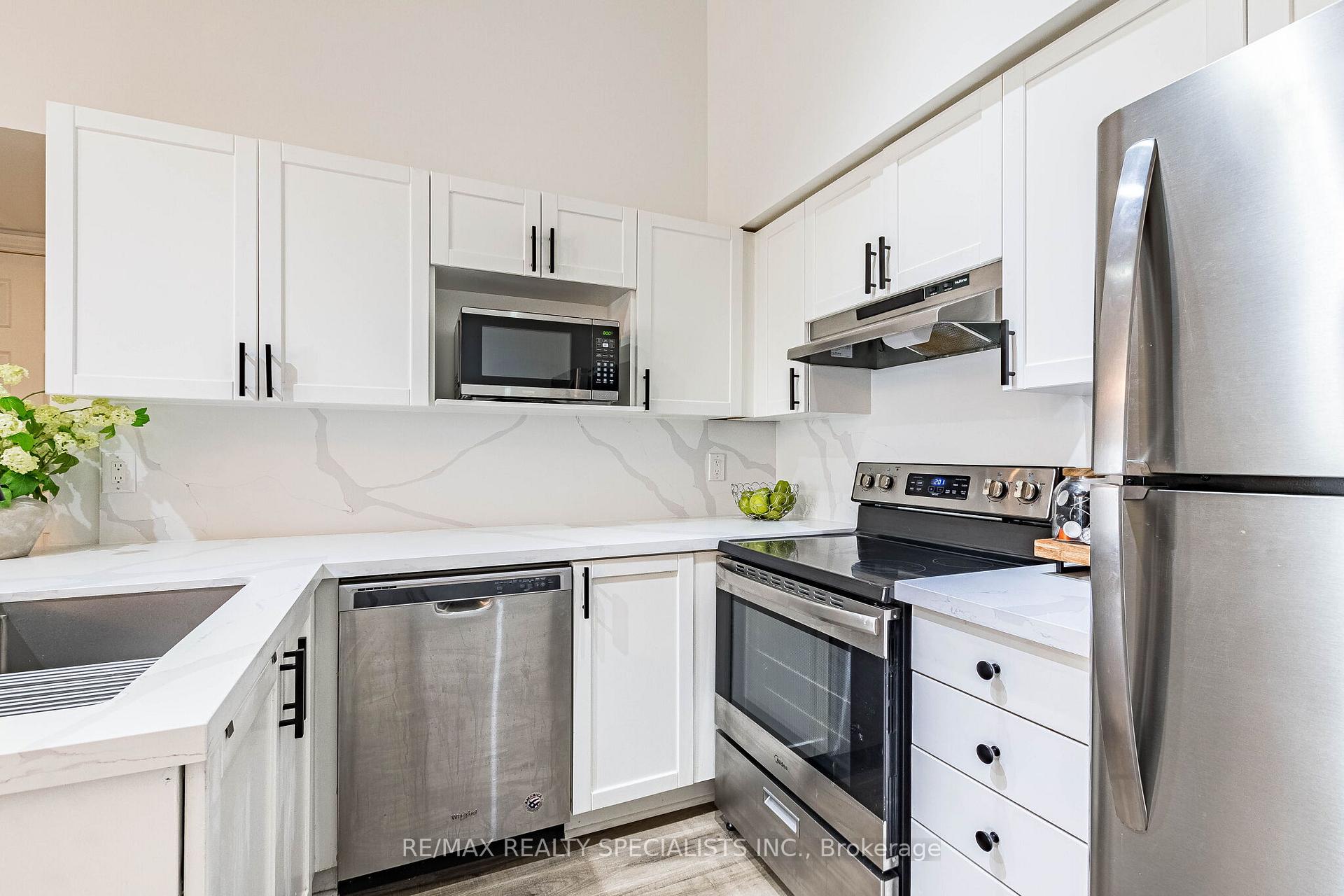 Photo 16 of Unit 406, 1480 Bishops Gate, Oakville, Glen Abbey — HOMEH